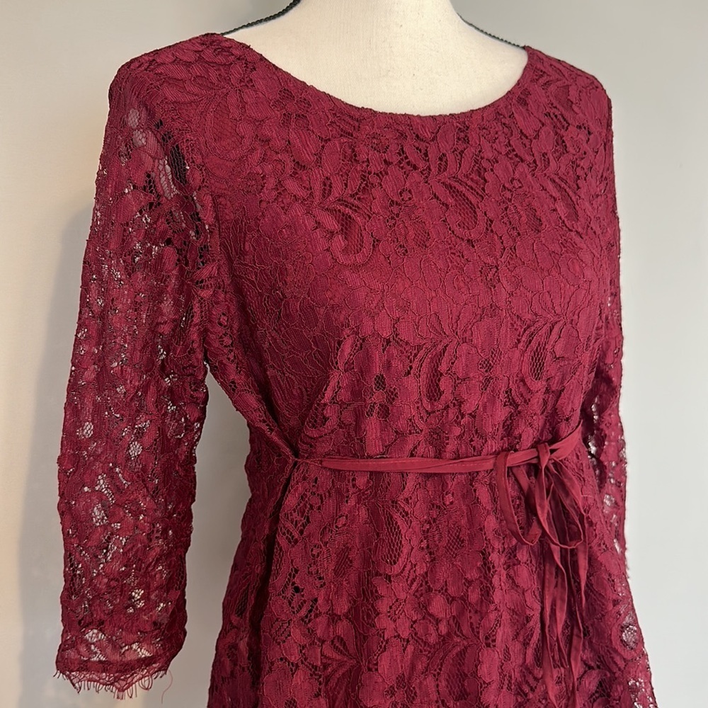 Motherhood Maternity Red Lace Quarter Sleeve Valentines Day Blouse NWT - Picture 2 of 6